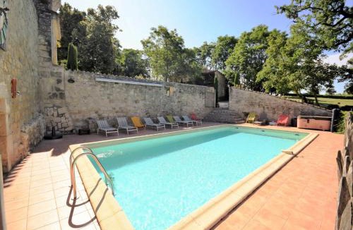 Bon-Encontre House | Castle 12th century with private pool close to Agen