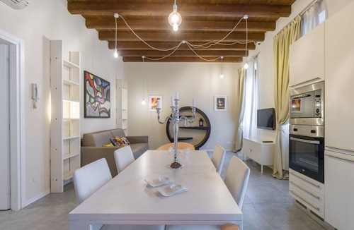 Verona City Centre Apartment | CASTLE 5