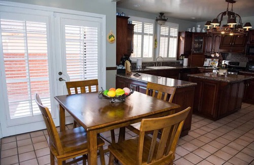 Los Cerritos House | Castle Aldea Great for Family Reunions, Large Groups, Business Meeting Workshops