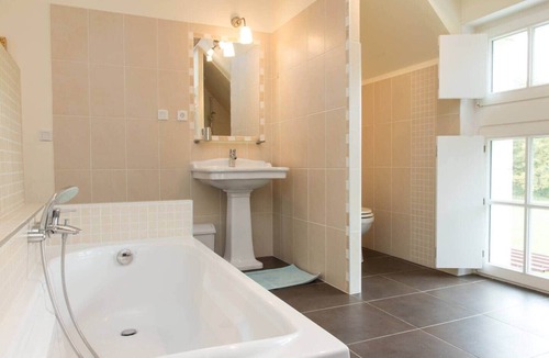 Val-de-Cher-Controis Other | Castle Bizard 19p 10Br & 8 br, pool, Beauval