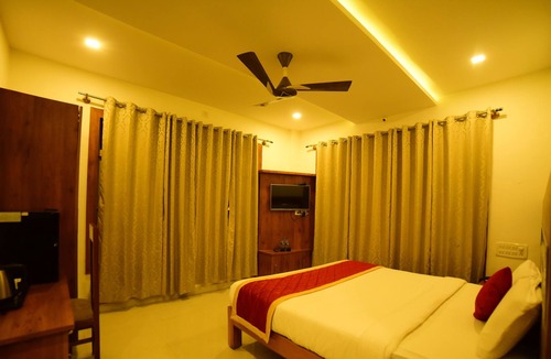 Kushalnagar Hotel | Castle Continental Premium Hotel