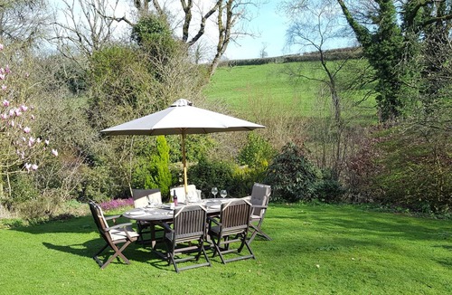 Cullompton Cottage | Castle Hill Farm