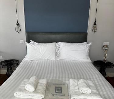 Aberaeron House | Castle Hotel