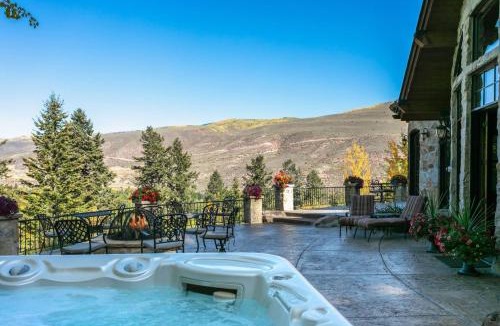 Eagle-Vail House | Castle in the Clouds Stunning Views
