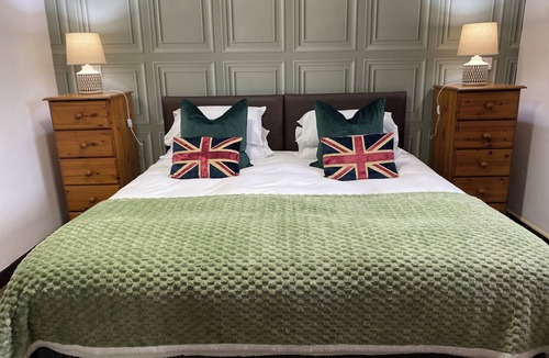 Knucklas Hotel | Castle Inn