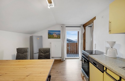 Buching Apartment | Castle, lake and mountain view