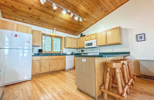 Lutsen House | Castle Rock - Cascade Beach Road - Lake Superior - Lutsen, MN - Cascade Vacation