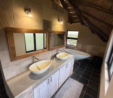 Faerie Glen Villa | Castle View