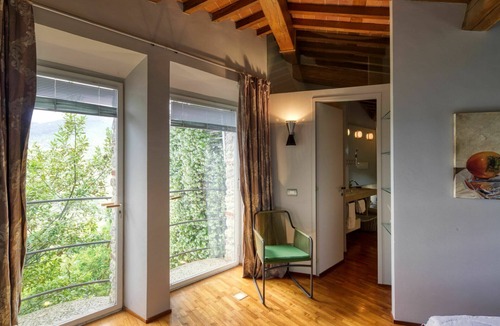 Santa Lucia Villa | Castle with pool and sea views for 6 People
