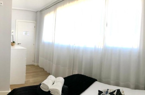 Castro Urdiales Apartment | Castro Holidays - Vistas Mar y Monte Céntrico Garaje Gratis