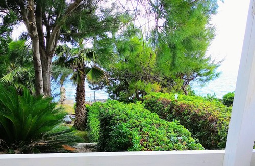 Castro Marina House | Castro: House with private access to the sea