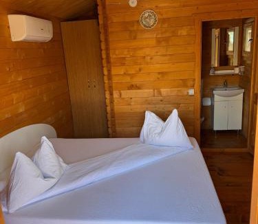 Beclean House | Casute Enea Baile Figa cu Aer condiționat