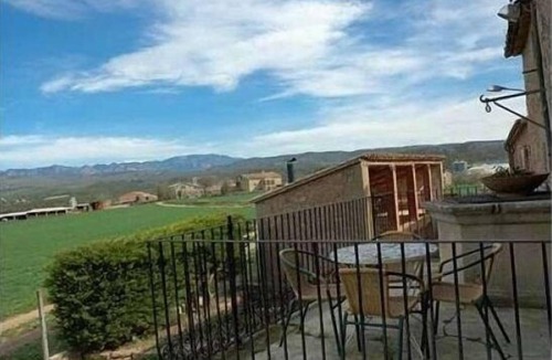 Gargalla Cottage | Catalan farmhouse of the seventeenth century rehabilitated everything and preserve its essence.