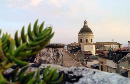 Noto Historic Centre House | Cataldi's Rooms Noto