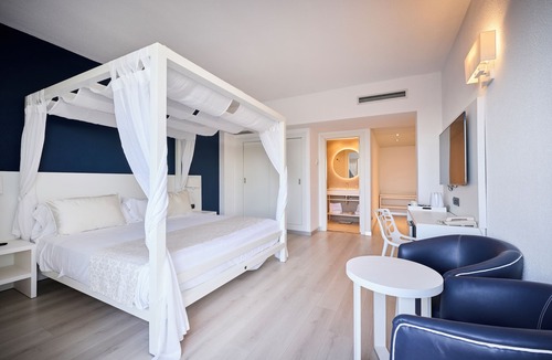 Cala Bona Hotel | Catalonia Del Mar - Adults Only