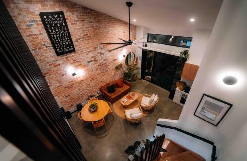 Coffs Harbour House | Catalyst Retreat - Stylish, Pets, Accessible, Sauna