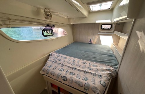 Fiumaretta Boat Rental | Catamarano Leopard 44 a Bocca di magra
