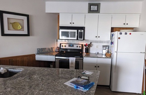 Gypsum Condo | Catawba Island Come Sail Away Condo with Boat Slip right off your deck.