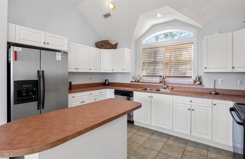 Corolla Light House | Catch N Relax: Soundfront | Pool/Hot Tub