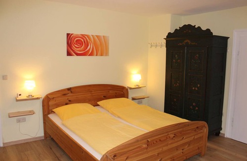 Egloffstein Bed & Breakfast | Category A: 1-room apartment for 2 persons - Pension Mühle