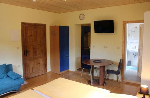 Egloffstein Bed & Breakfast | Category A: 1-room apartment for 2 persons - Pension Mühle