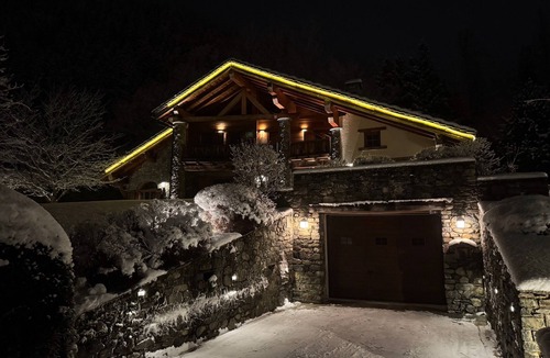 Chamonix-Mont-Blanc Ski Chalet | Catered 400sqm super-luxury chalet