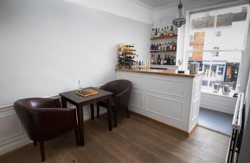 Canterbury Hotel | Cathedral Gate