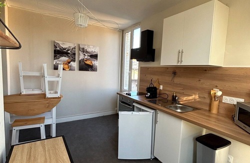 Bourges Apartment | Cathedral View Apartment