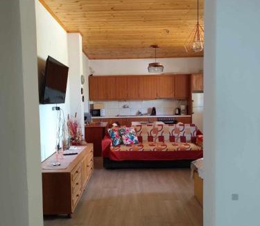 Sipiada Apartment | Catherine's Studio