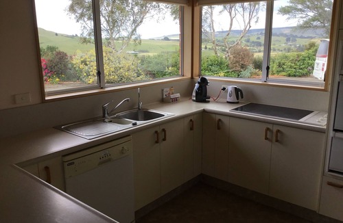 Surat Bay House | Catlins Aurora - The perfect getaway for couples, families or small groups