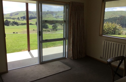 Surat Bay House | Catlins Aurora - The perfect getaway for couples, families or small groups