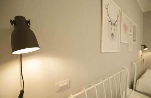 Hengchun Old Town House | Cats in summer