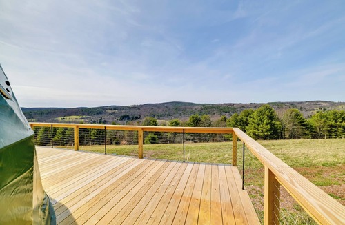 Franklin Apartment | Catskills Glamping at ‘The Deer Dome’ in Franklin!