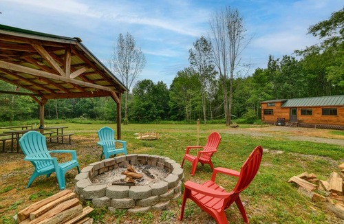 Sidney Center House | Catskills Tiny Home Cabin: Surrounded by Nature!