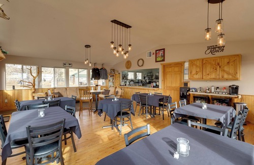 Thermopolis Cottage | Cattle Ranch Home in Western Wyoming w/Grill