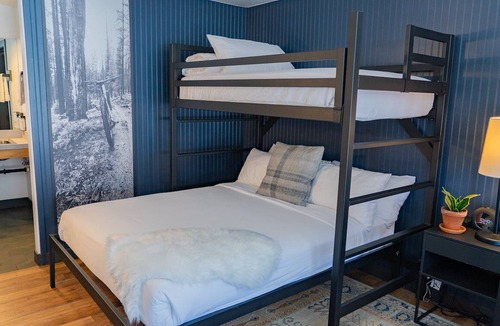 Winter Park Hotel | Catwalk Double Queen + Bunks, Gravity Haus Winter Park, Mountain Views