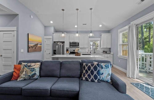 Corolla Light Condo | Cavalier Cottage Single Level Condo Mins to Beach