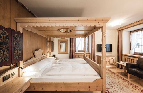 Kastelruth Bed & Breakfast | Cavallino d'Oro