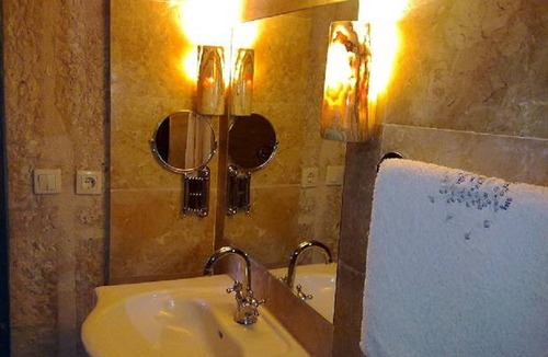 Uchisar Bed & Breakfast | Cave accommodation in Cappadocia with stunning views over valleys and Mt. Argeus