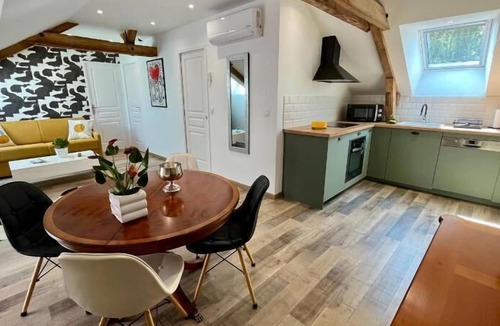 Restigne Hotel | Cave Auger La Maison d'Hotes
