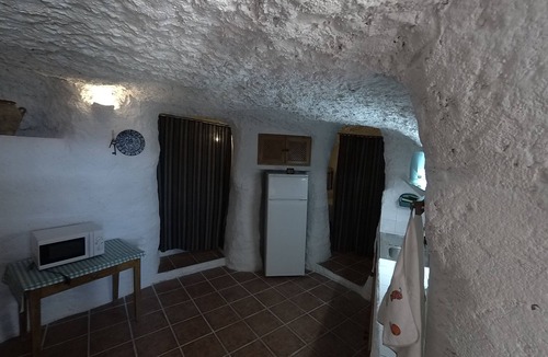 Pegalajar Other | Cave to disconnect