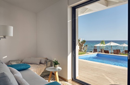 Drosia Hotel | Cavo Orient Beach Hotel