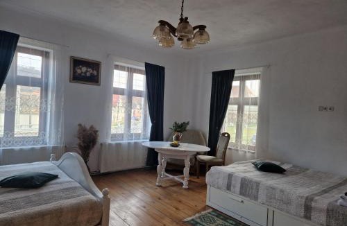 Mosna House | Cazare La Cetate
