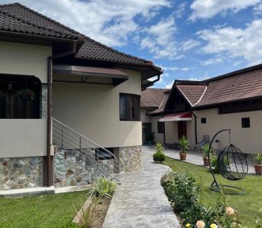 Novaci House | Cazare Sandy