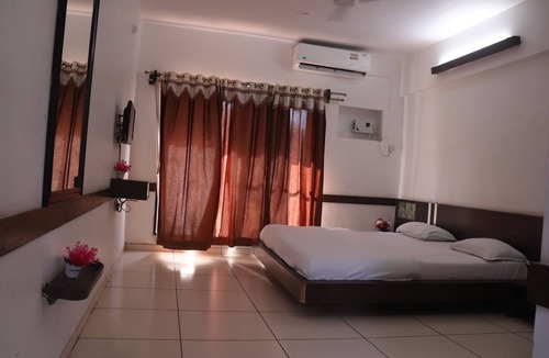 Karjat Hotel | CBC Residency