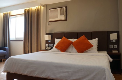Naga Hotel | CBD Plaza Hotel