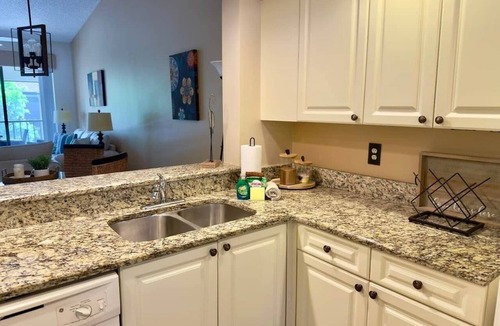 Trailer Estates Apartment | CD Shorewalk -Pool, Tennis, Pickle ball, near Beaches Anna Maria Island and IMG