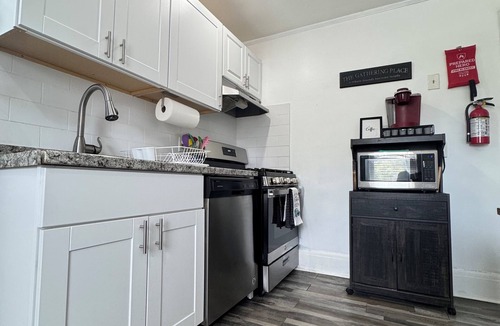 Plainfield House | Cedar Brook Retreat - NYC - Rutgers - Jersey Shore - Union County
