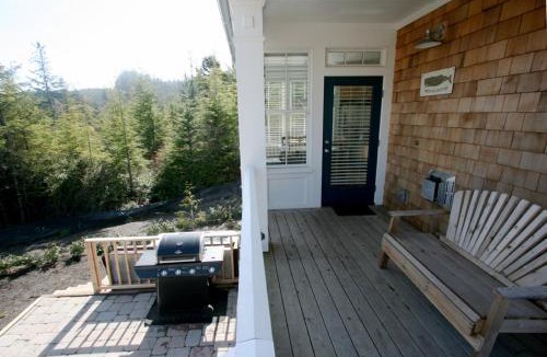 Seabrook House | Cedar Cove by Seabrook Hospitality