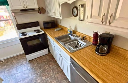 Cave Spring Cabin | Cedar Creek Outdoor Center